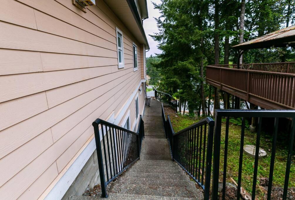 Cozy Renovated Oasis W Private Terrace & Parking Victoria Exterior foto